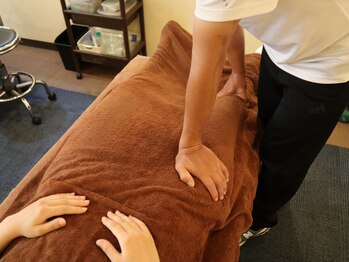 ユミー/施術風景~腰回り