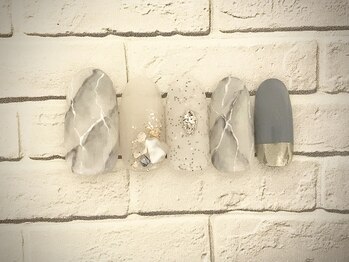 カラン 焼津店(CALIN)/大理石ネイル