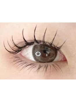 ボリュームのある目元にしたい