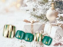 フットネイルのデザインも豊富♪ケア＆フットバスで美爪に！