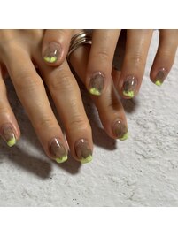 蛍光カラーをポイントに