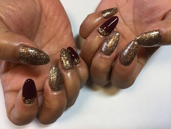 ラウト デコレーションアンドネイルサロン(Lauto Decoration&Nail Salon)/ブラウンラメネイル