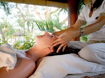 アジアンリラクゼーション ヴィラ 大橋店(asian relaxation villa)/ヘッドスパ施術シーン