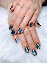 アムルーズ(Amoureuse)/マグネットネイル♪