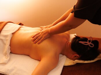 楽楽/オイルリンパマッサージ