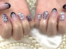 ハニービービー(Honey Bee Bee)/GALブラックレオパードネイル