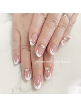 クレセ(Crece)/スカラップフレンチネイル