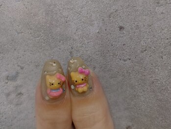 ネイルサロン北野坂/日焼けキティちゃん