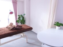 アカリコ鍼灸(Akariko鍼灸)の雰囲気(清潔感のあるプライベート空間、個室なのでゆったり過ごせます)