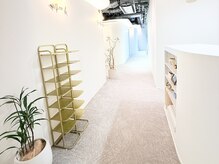 店内【藤沢駅/茅ヶ崎駅/辻堂駅/整体/リンパマッサージ/肩甲骨】