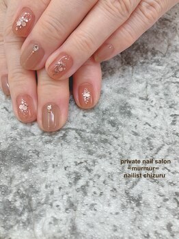 ちゅるんネイル