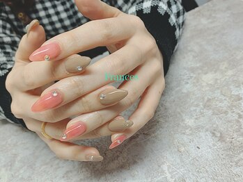 フランセス(Frances)/アシンメトリーネイル
