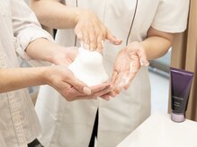 メナードフェイシャルサロン 京田辺花住坂店の雰囲気（5年後も美しく。お家での正しい「肌育」習慣も丁寧にサポート）