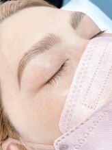 シェリ ザ ビューティー(Cheri the beauty)/ハリウッドブロウリフト