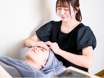 もくす(MOKUSU)の写真/お肌の乾燥やくすみを改善◎ソフトピーリングとオイルトリートメントでお肌の内側から輝くツヤツヤ美肌へ♪