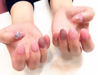 ココロバ ネイルアンドビューティーサロン(COCOLOBA)/ドットネイル♪