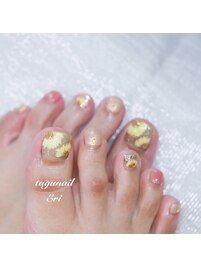 フットひまわりネイル