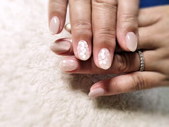 ネイルサロン ユーア(Yu a)の写真/駅近が嬉しい★人気のアートやり放題90分¥7980～デザイン持ち込みOK♪フットも◎やりたいネイル思いのまま!