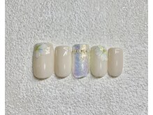 サビーハネイル(Sabiiha nail)/キラキラフラワー