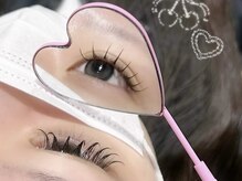 オリ バイ アンキシム(olea by ahnkism)/存在感あるモテまつげに！マツパ