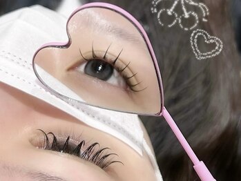 オリ バイ アンキシム(olea by ahnkism)/存在感あるモテまつげに!マツパ