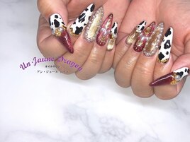 【ロングネイル】牛ネイル