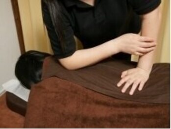 楽のハウスの写真/日々溜まる体の疲れをプロが解消◎首・肩をスッキリ回復させることで、姿勢の改善や健康にも効果アリ！