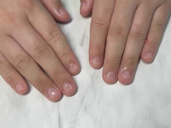 Nailsalon chouchouetteの写真/貸切の特別なサロンタイム♪天神の隠れ家空間で深爪・小さめ爪のお悩み解消!憧れの魅せ爪へ♪アートも◎