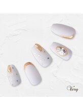 ヴェリー 六本木ヒルズ店(Very)/春らしいマットホワイトネイル