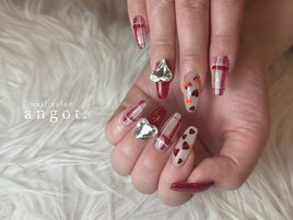 ハートホロチェックネイル