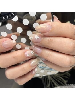 フラワーニュアンスネイル