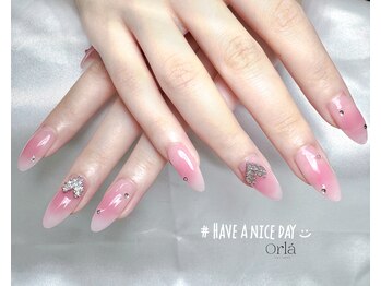 オーラ(Orla)/チークネイル