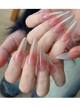 トゥートゥー(TOUTOU)/チークxミラーグラデーション