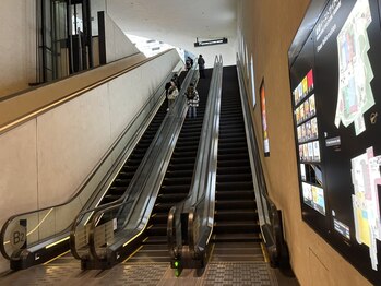 シンデレラ/東新宿駅からのアクセス２