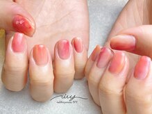 アイヴィー(IVY)/桃ネイル 水滴ネイル