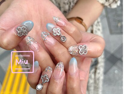 ミュー(Miu.)の写真