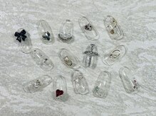 ネイルサロン メイプル(Nail Salon maple)/両手art 2本 parts 700円