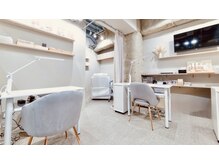 ネウィ ネイル 銀座(newi nail)の雰囲気（半個室もご用意！リクライニング席♪パラスパ取扱店銀座）