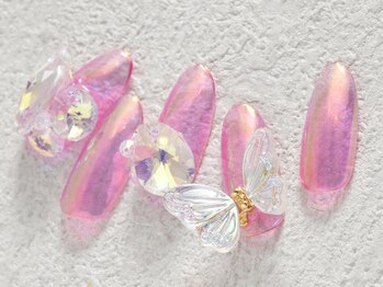 ネイルサロンラグジュアリー 梅田店(LUXURY)/バタフライネイル