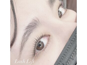 ルチア(Lucia)/まつげパーマ