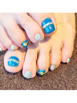 サヴァ アイラッシュアンドネイル(sava)/【夏色ブルー×キラキラフット】