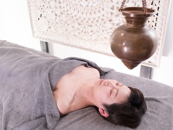 マレーシアセレクション 大阪梅田店(Malaysia selection)/シロダーラと組み合わせて