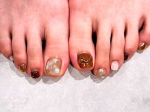 【フットネイル】[パラジェル/フィルイン/オフのみ/マグネットワンカラー/持ち込み/ニュアンス/吉祥寺駅]