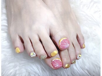 リーヴェ(Riebe)/グレープフルーツネイル