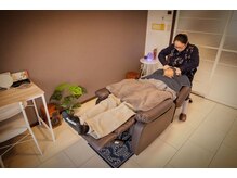 ズーミンセンカ(頭眠専科)/施術風景