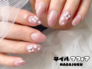 ネイルマフィア 原宿(NAIL MAFIA)の写真/【ラメグラ・ワンカラー¥5500♪】技術・雰囲気・おもてなし…どこをとっても大満足な、数少ない上質サロン!