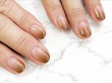 リリー(Lilly)/カラーグラデーションネイル