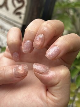 ぷっくりハートネイル