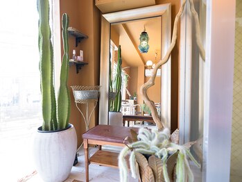 アイラッシュコロール(eyelash Koror)/ヘア&メイクスペースあり☆