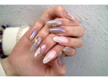 ネイルサロン R/スタイリングコース 8030円